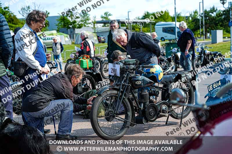Vintage motorcycle club;eventdigitalimages;no limits trackdays;peter wileman photography;vintage motocycles;vmcc banbury run photographs